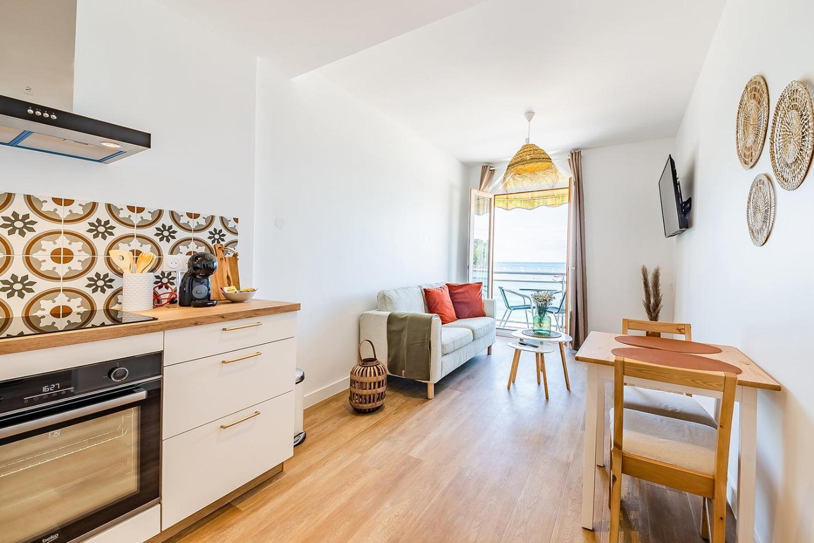 Les Pieds Dans L'Eau - Appartment 1 - Vue Mer Cancale Eksteriør bilde