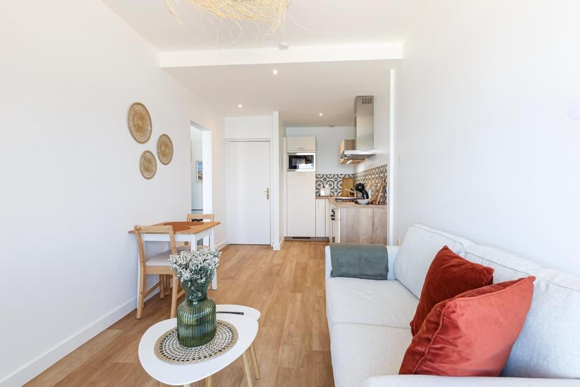 Les Pieds Dans L'Eau - Appartment 1 - Vue Mer Cancale Eksteriør bilde